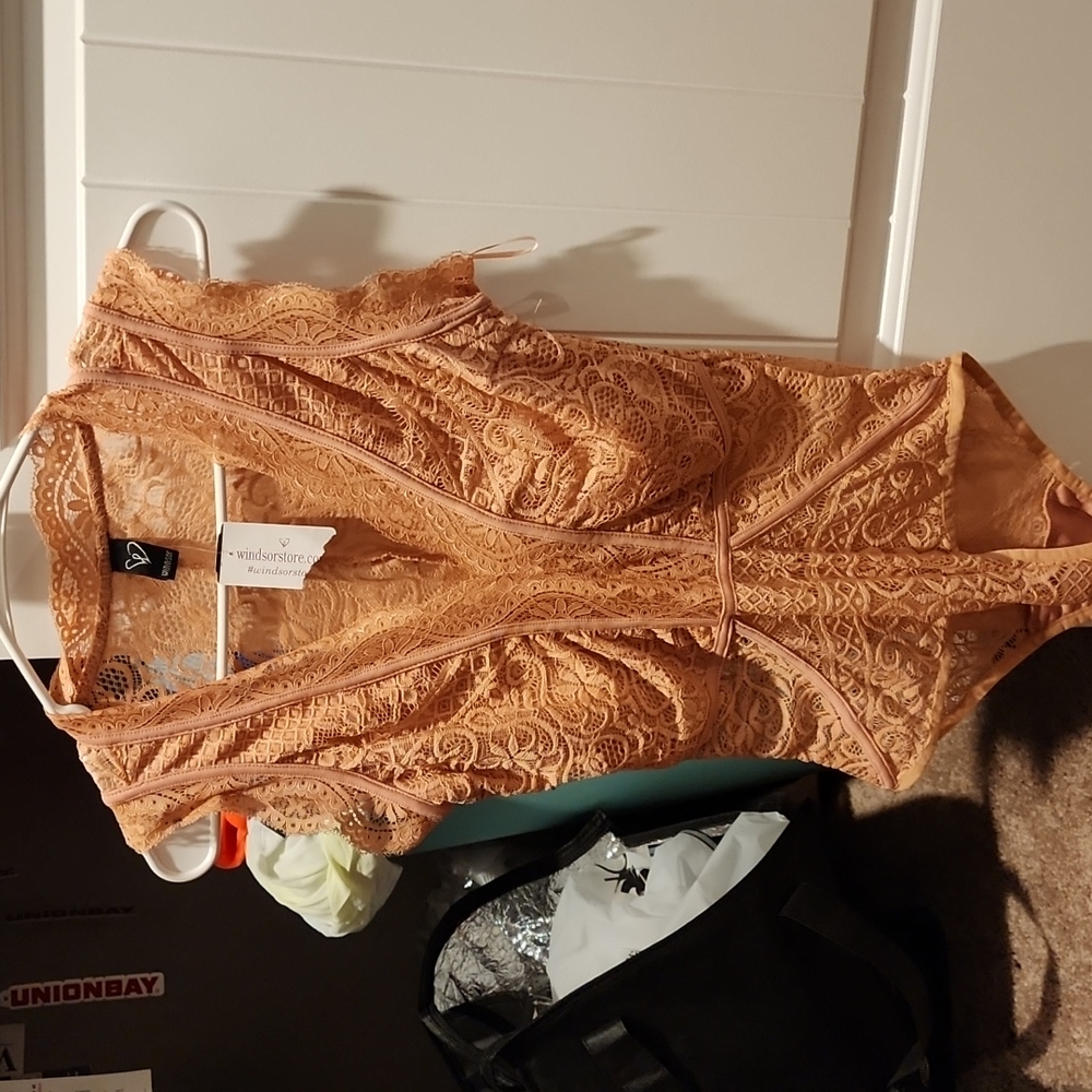 Nwt Windsor size large bodysuit